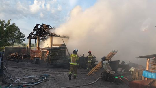 Pożar stodoły w Niedzieliskach Pożar stodoły w Niedzieliskach