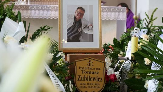 Ostatnie pożegnanie prof. dr hab. n. med. Tomasza Zubilewicza