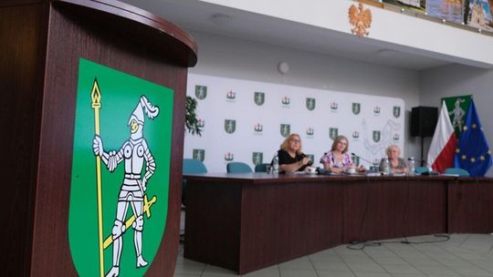 Sesja Rady Miasta we Włodawie. Burmistrz Muszyński z absolutorium i wotum zaufania