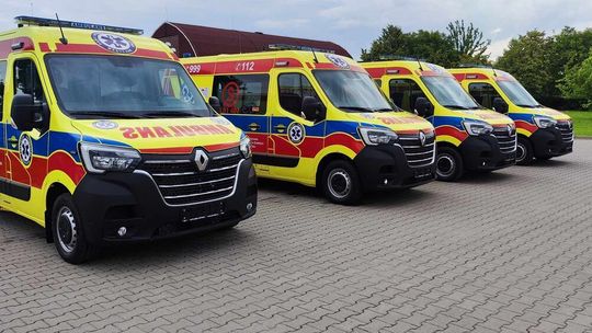 Nowe karetki zamojskiego pogotowia