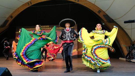 38. Międzynarodowe Spotkania Folklorystyczne: koncert galowy w Ogrodzie Saskim