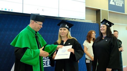 Rozdanie Dyplomów dla polskojęzycznych absolwentów Pielęgniarstwa LA WSEI
