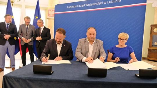 Podpisanie umów w ramach programu Aktywny Maluch 2022-2029 w LUW