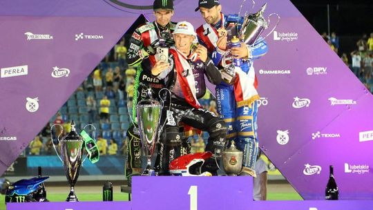 Baraże i ceremonia wręczenia IMP