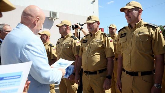 Przekazanie sprzętu gaśniczego dla PSP I OSP 