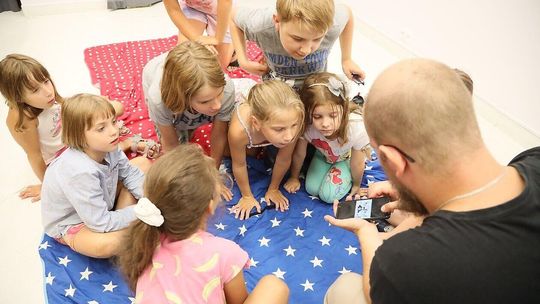 Warsztaty dla dzieci w Dzielnicowy Domu Kultury Warsztaty dla dzieci w Dzielnicowy Domu Kultury