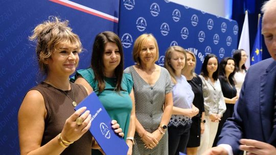 500 nauczycieli z dyplomami 500 nauczycieli z dyplomami