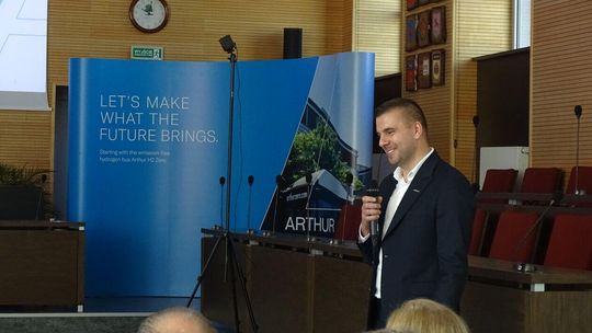 Prezentacja autobusu wodorowego ARTHUR BUS w Świdniku Prezentacja autobusu wodorowego ARTHUR BUS w Świdniku