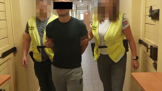 Nielegalna fabryka sterydów i anabolików