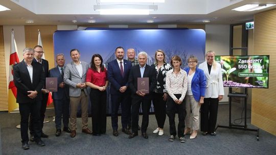 Umowy Posadźmy 550 drzew