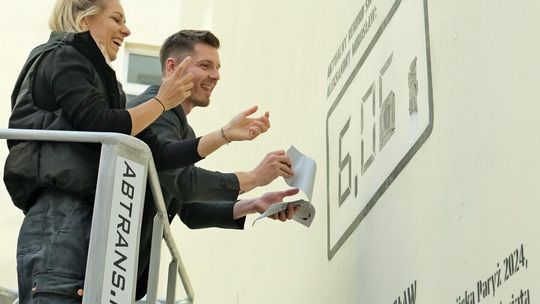 Mural Aleksandry Mirosław już z aktualnym rekordem olimpijskim