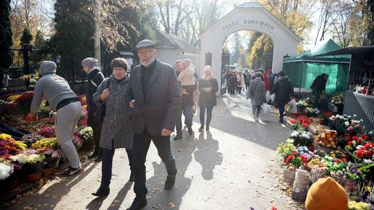 Wszystkich Świętych na cmentarzu przy ul. Lipowej