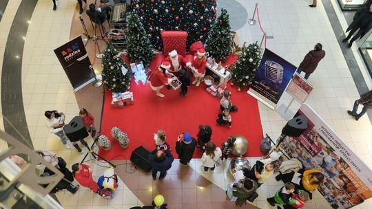 Społeczny Kiermasz Mikołajkowy w Galerii Olimp