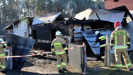 Rozbiórka domu po pożarze w Idalinie