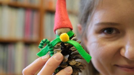 Warsztaty robienia stroików w Filii nr 2 MBP