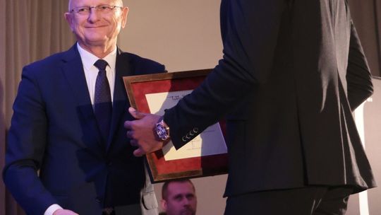 Sportowe podsumowanie roku. Prezydent Krzysztof Żuk wręczył dyplomy.