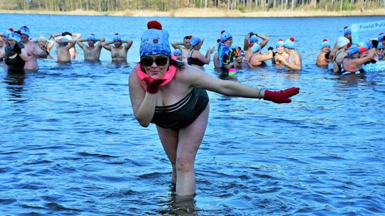 Powiatowe morsowanie w Janowicach