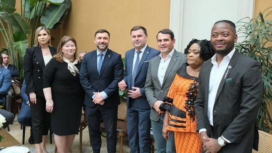 Spotkanie ambasadorów z przedstawicielami lokalnego biznesu