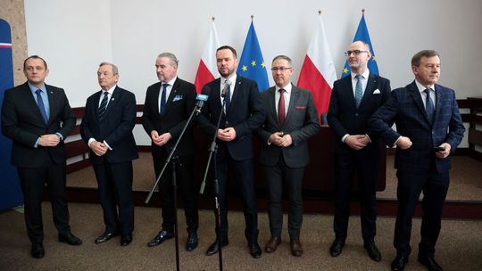 W Chełmie podpisano umowy na drogi.