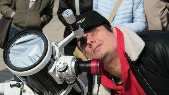 Częściowe zaćmienie Słońca nad Lublinem Częściowe zaćmienie Słońca nad Lublinem