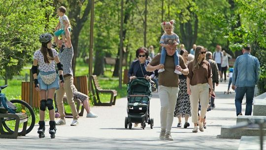 Wielkanoc w parku i na deptaku