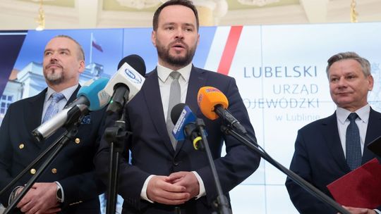 Konferencja prasowa dotycząca uchodźców zorganizowana przez Wojewoda Lubelskiego. Konferencja prasowa dotycząca uchodźców zorganizowana przez Wojewoda Lubelskiego.
