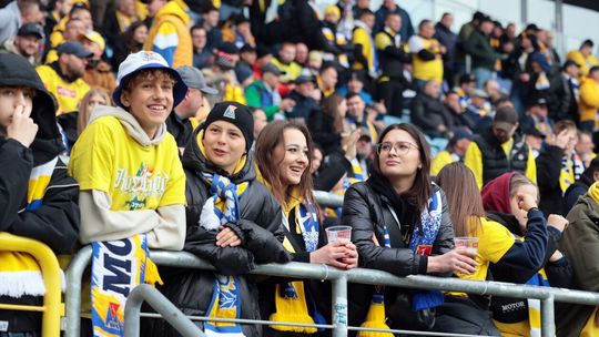 Kibice na meczu Motor Lublin Zagłębie Lubin.