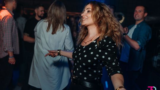 Terapia tańcem w Klubie 30