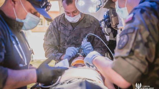 Terytorialsi i strażacy na ćwiczeniach