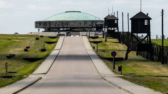 Mauzoleum na Majdanku Mauzoleum na Majdanku