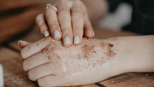  dr n. med. Magdalena Raszewska-Famielec