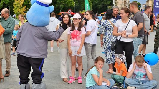 Piknik Policyjny na Placu Teatralnym.