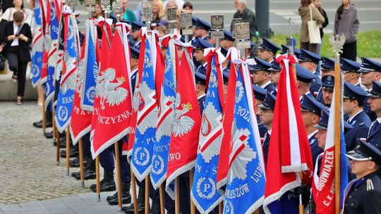 Święto Policji na placu Teatralnym.