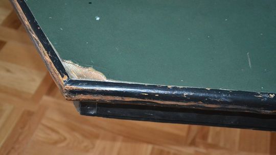 Stół, który pamięta narady z marszałkiem Piłsudskim Stół, który pamięta narady z marszałkiem Piłsudskim