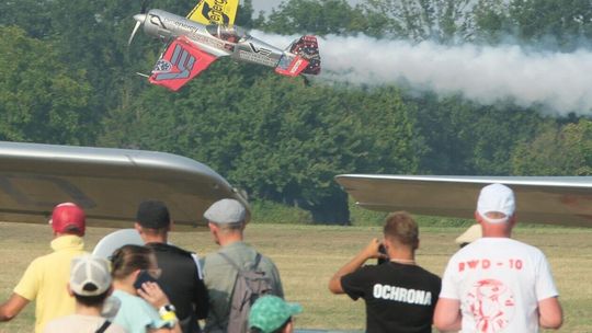 Lotnicze gwiazdy wystąpiły w Radawcu
