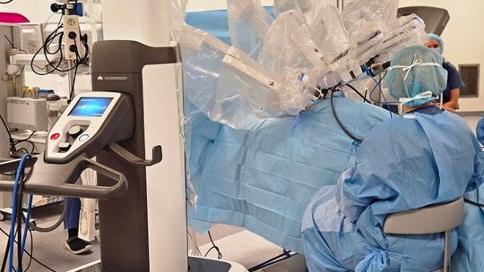 Operacja z wykorzystaniem robota da Vinci