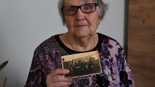 Za drutami. Z archiwum ludzkich wspomnień - prace nad publikacją Za drutami. Z archiwum ludzkich wspomnień - prace nad publikacją