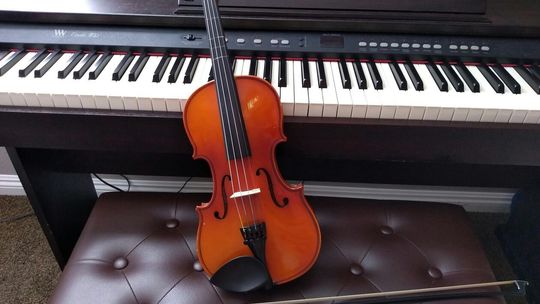 Największa liczba osób wykonująca utwór Sgt. Pepper’s Lonely Hearts Club Band na instrumentach muzycznych