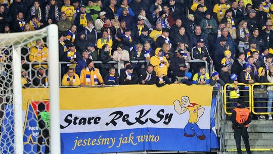 Kibice na meczu Motoru z Widzewem.