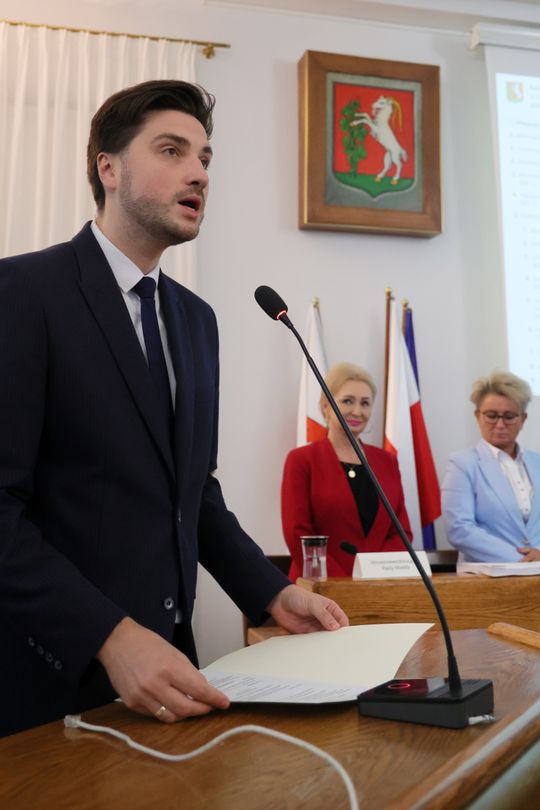 Rada miasta i medal dla Leszka Daniewskiego.