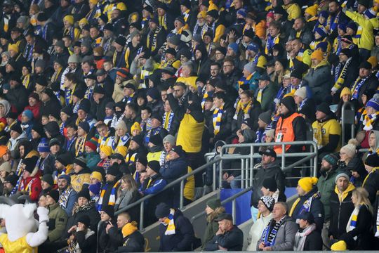 Pełny stadion na meczu Motoru z Legią.