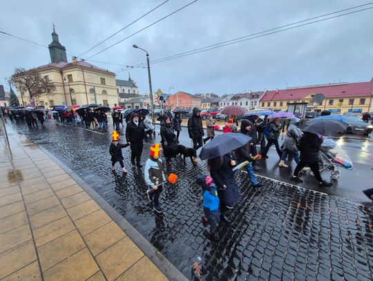 XII Orszak św. Mikołaja przeszedł ulicami Lublina XII Orszak św. Mikołaja przeszedł ulicami Lublina