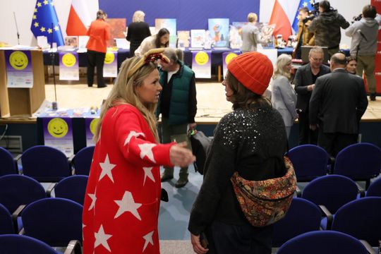 Pomóż Dzieciom Przetrwać Zimę - aukcja w Lubelskim Urzędzie Wojewódzkim.