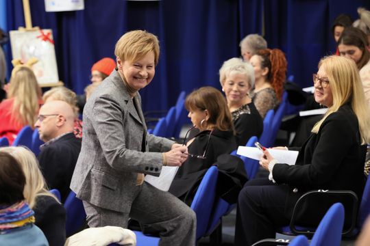 Pomóż Dzieciom Przetrwać Zimę - aukcja w Lubelskim Urzędzie Wojewódzkim.