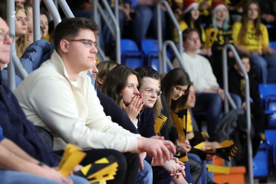 Święta nie święta na mecz Luk Bogdanki trzeba pójść. 