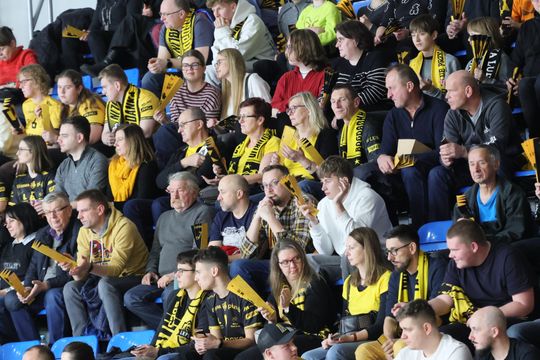 Święta nie święta na mecz Luk Bogdanki trzeba pójść. 