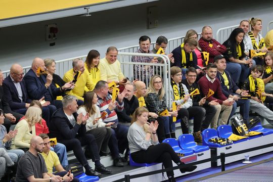 Święta nie święta na mecz Luk Bogdanki trzeba pójść. 