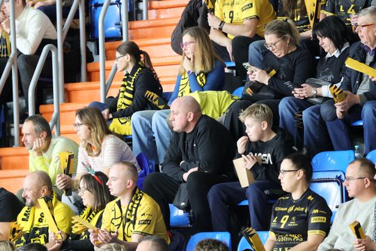 Święta nie święta na mecz Luk Bogdanki trzeba pójść. 