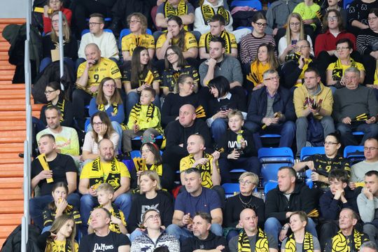 Święta nie święta na mecz Luk Bogdanki trzeba pójść. 