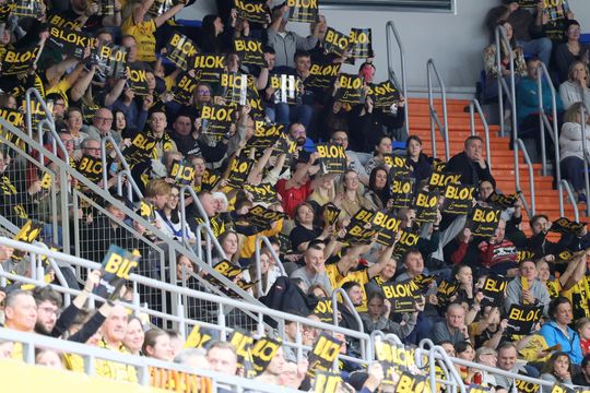 Święta nie święta na mecz Luk Bogdanki trzeba pójść. 